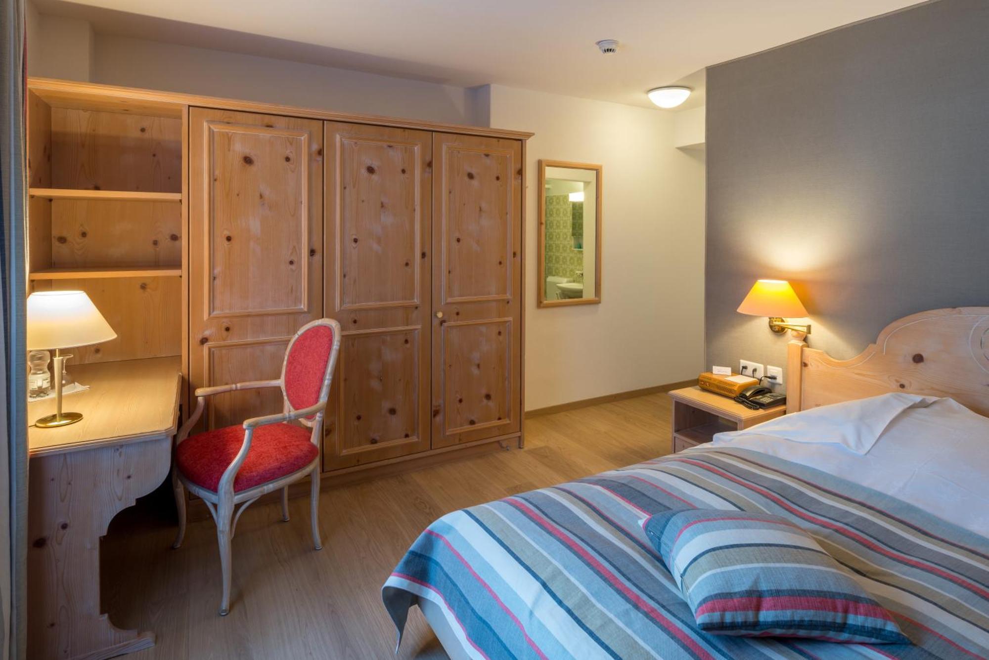 Hotel Post Bivio Bagian luar foto