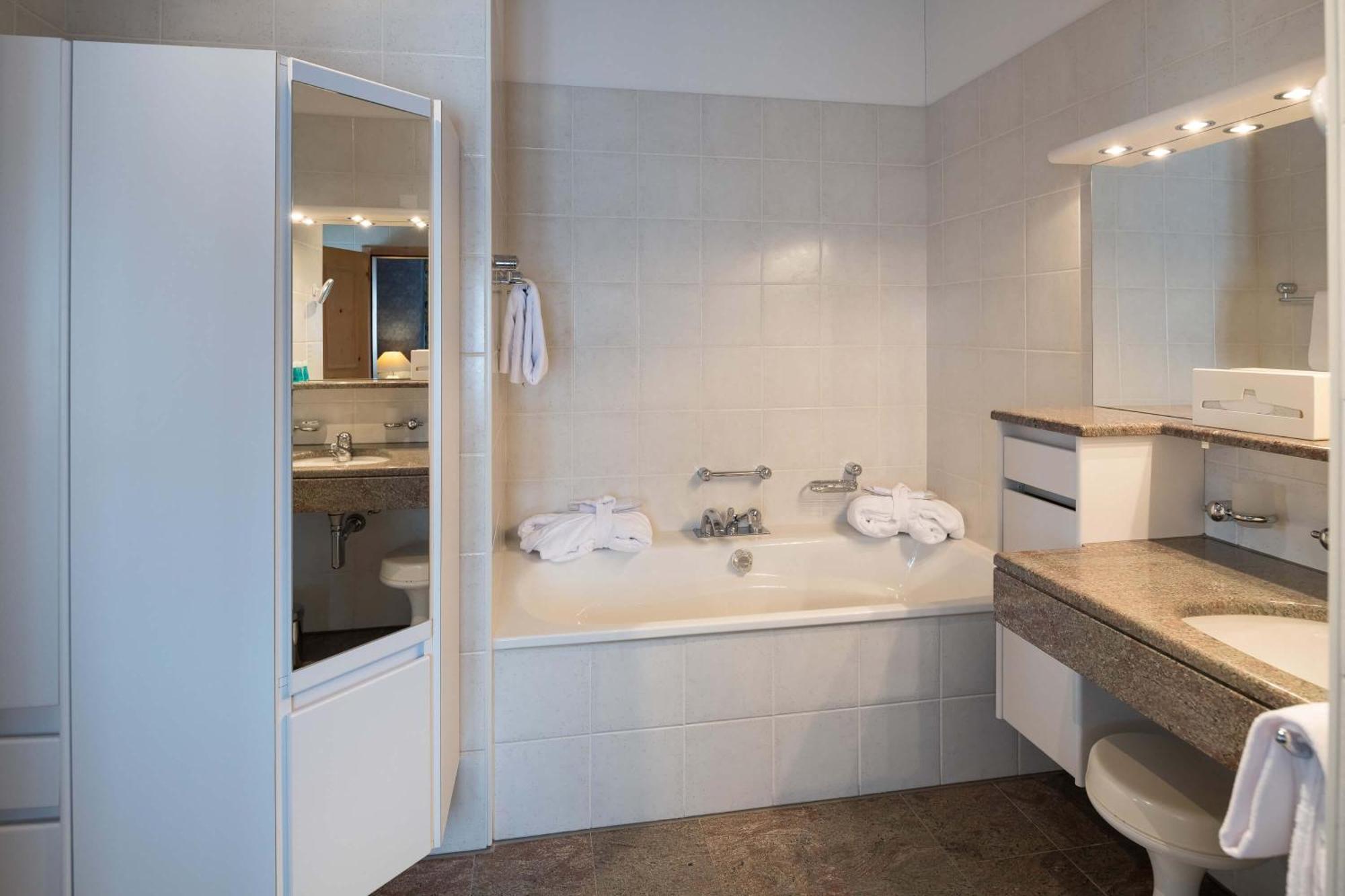 Hotel Post Bivio Bagian luar foto